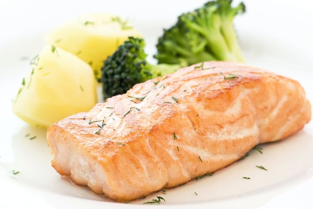 برای روز ماهی رژیم غذایی 6 گلبرگ، فیله ماهی پخته شده در دیگ دوبل مناسب است. 