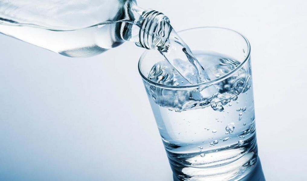 آب برای کاهش وزن در یک رژیم تنبل