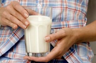 یک دختر با کفیر وزن کم می کند