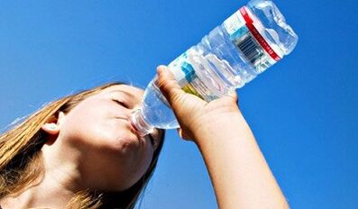 رژیم نوشیدن یک ماهه برای کاهش وزن