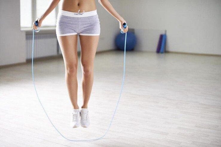 تمرینات طناب زدن برای لاغری پهلوها و شکم
